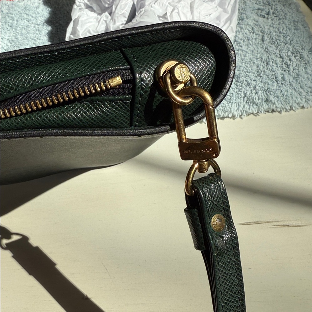 Auth LOUIS VUITTON Baikal Second Taiga Green Leather Clutch Bag France ๐๐๐ - Picture 12 of 16